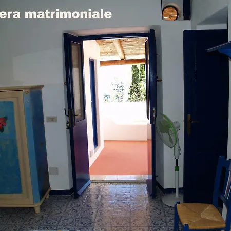 Casa Ibiscus * Alicudi