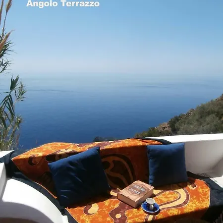 Casa Ibiscus * Alicudi